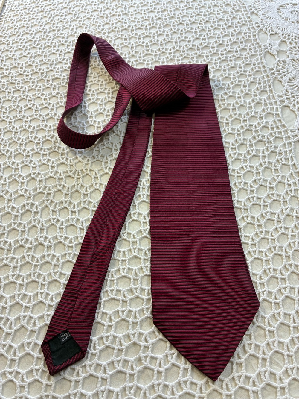 Bachrach Men's 100% Silk Woven Striped Tie Burgundy/Black Classic Made Italy